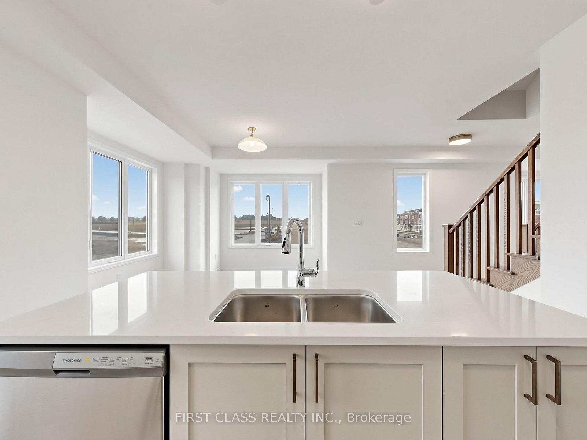 Photo 20 of 53 Sage Valley Drive, Markham, Rural Markham — HOMEH