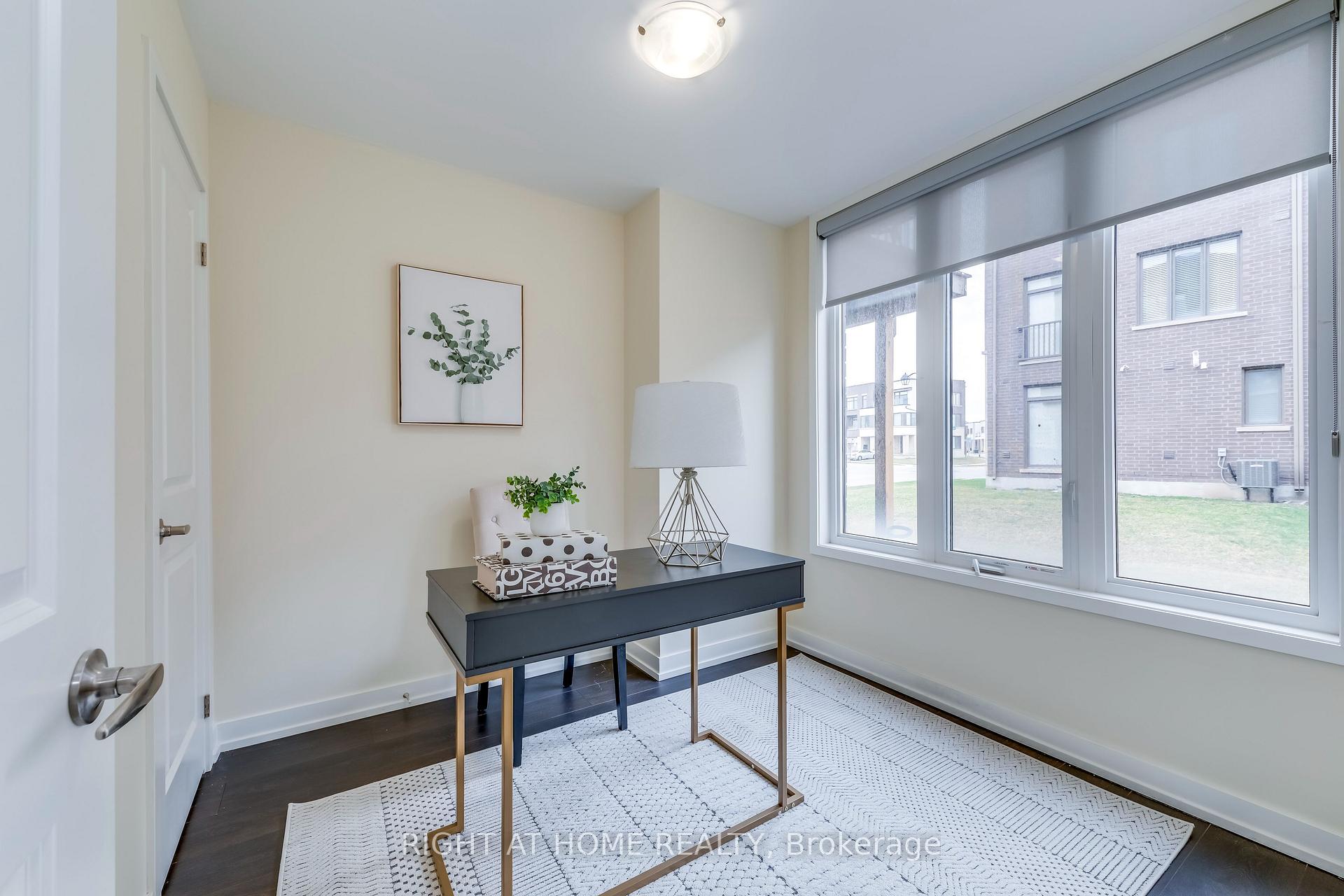 Photo 5 of 272 Squire Crescent, Oakville, Glenorchy — HOMEH