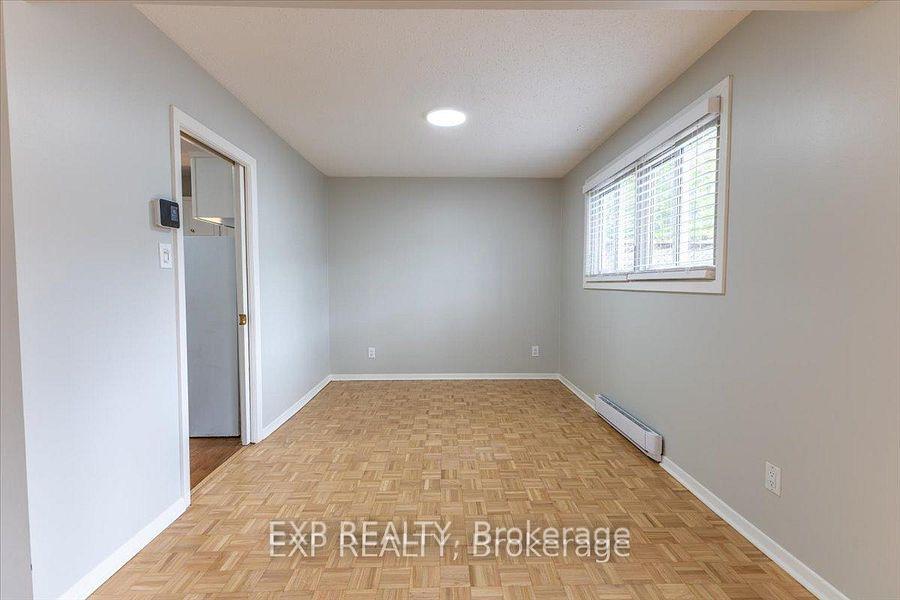 Photo 9 of 15 Jansen Road, Ottawa, Sheahan Estates/Trend Village — HOMEH