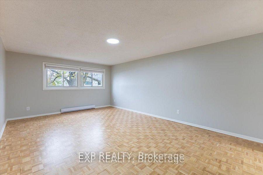 Photo 24 of 15 Jansen Road, Ottawa, Sheahan Estates/Trend Village — HOMEH