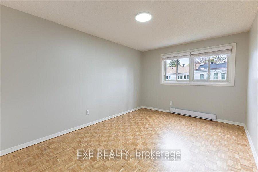 Photo 31 of 15 Jansen Road, Ottawa, Sheahan Estates/Trend Village — HOMEH
