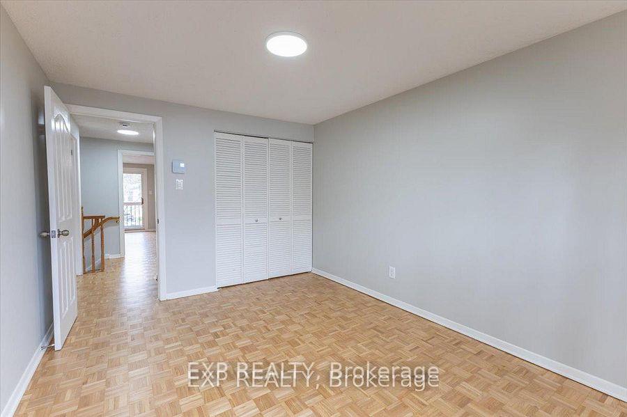 Photo 32 of 15 Jansen Road, Ottawa, Sheahan Estates/Trend Village — HOMEH
