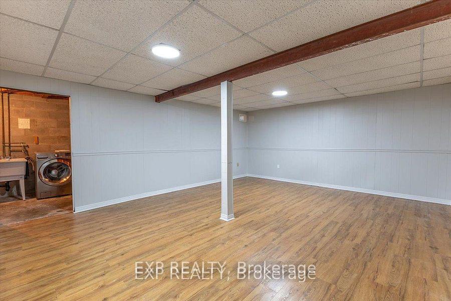 Photo 35 of 15 Jansen Road, Ottawa, Sheahan Estates/Trend Village — HOMEH