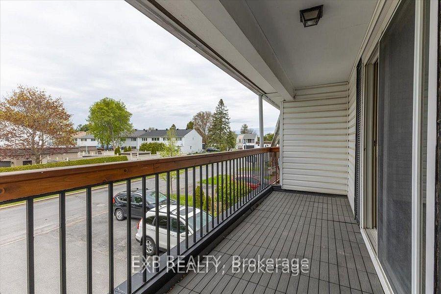 Photo 42 of 15 Jansen Road, Ottawa, Sheahan Estates/Trend Village — HOMEH