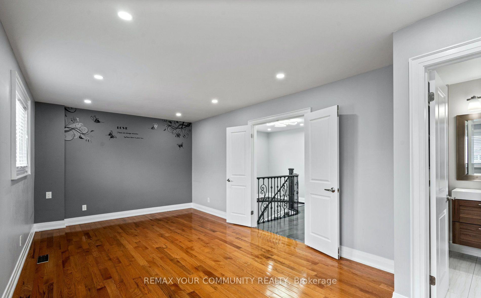 Photo 16 of 700 Stonepath Circle, Pickering, Amberlea — HOMEH