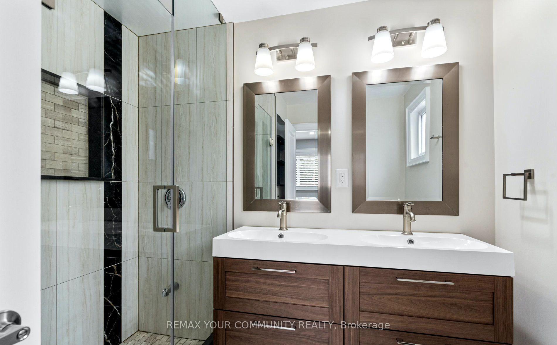 Photo 20 of 700 Stonepath Circle, Pickering, Amberlea — HOMEH