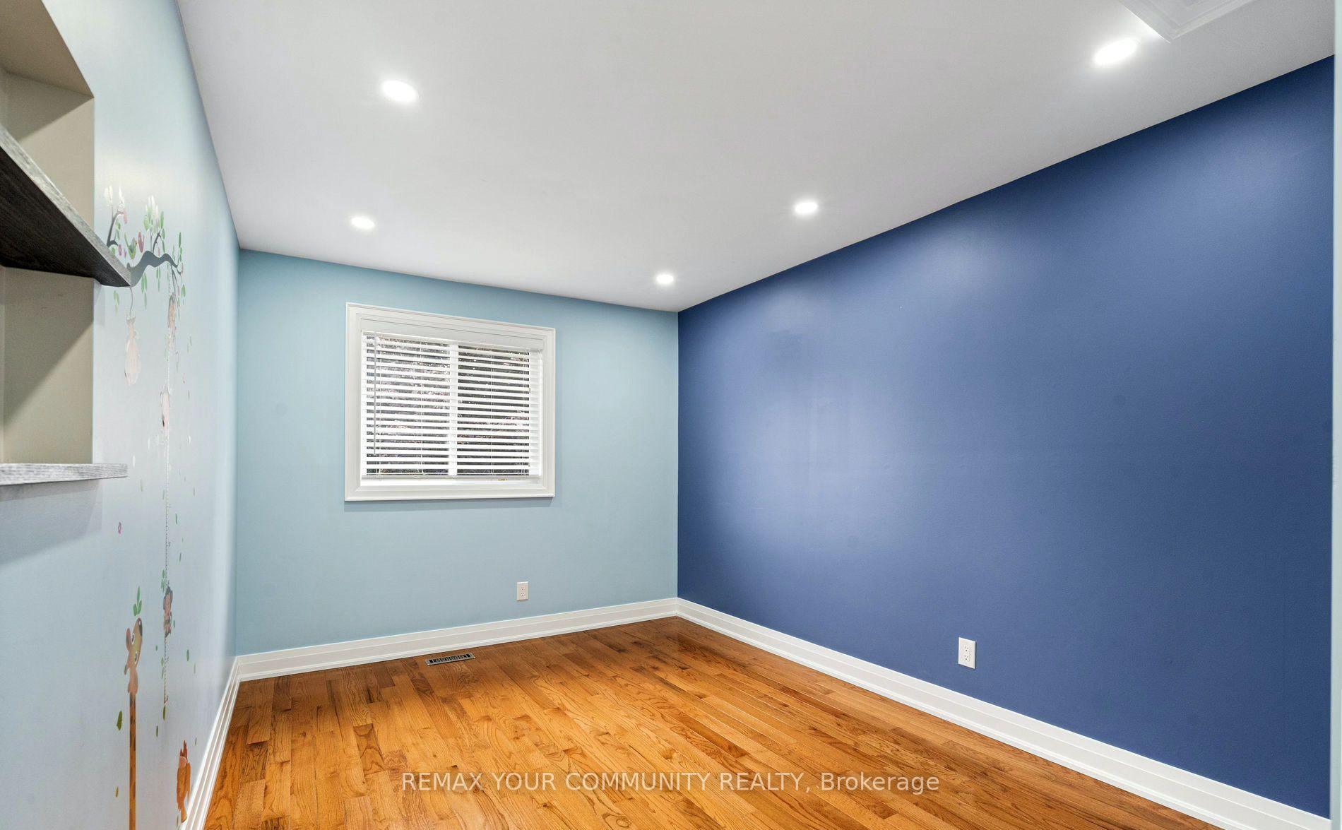 Photo 22 of 700 Stonepath Circle, Pickering, Amberlea — HOMEH