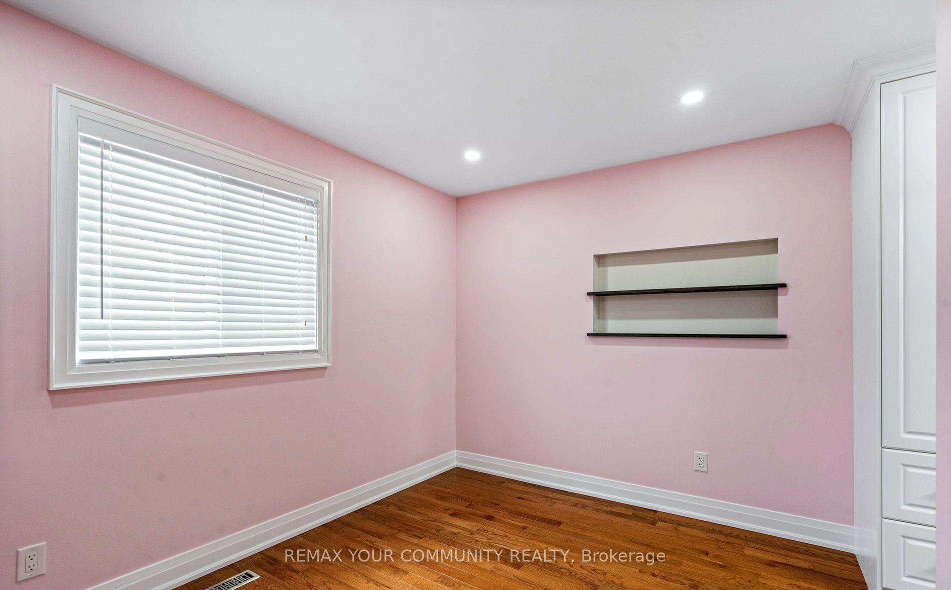 Photo 31 of 700 Stonepath Circle, Pickering, Amberlea — HOMEH