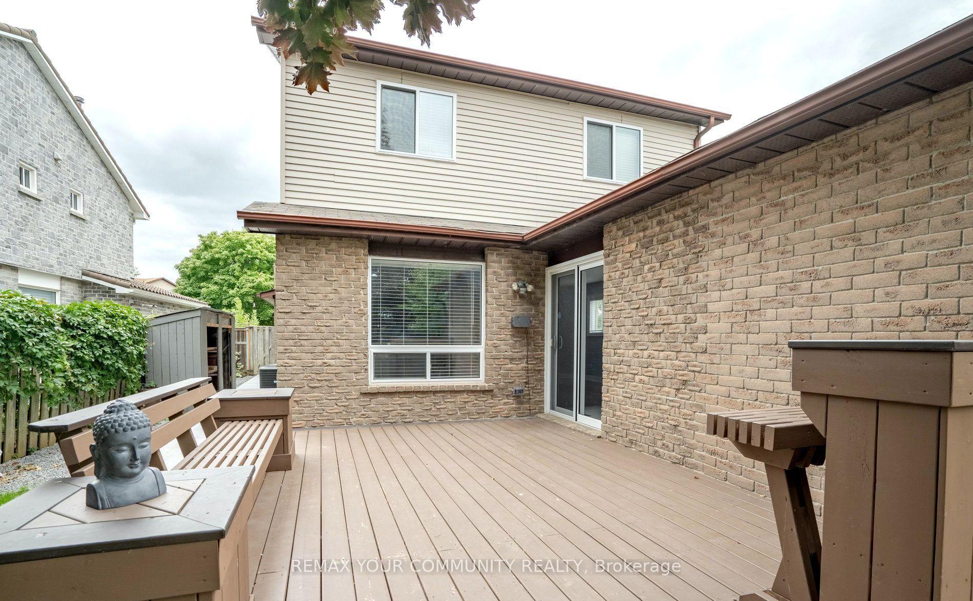 Photo 36 of 700 Stonepath Circle, Pickering, Amberlea — HOMEH