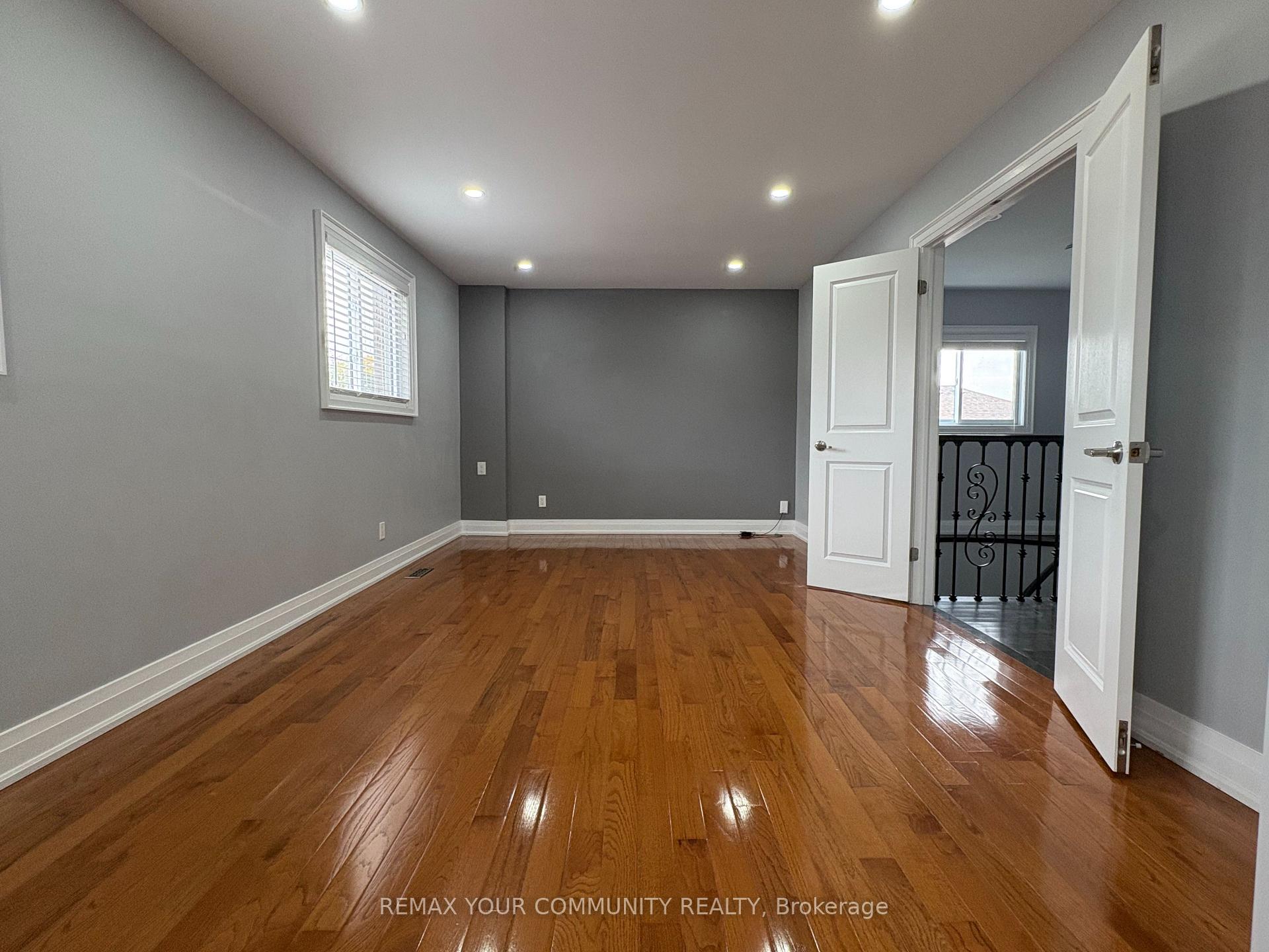 Photo 17 of 700 Stonepath Circle, Pickering, Amberlea — HOMEH