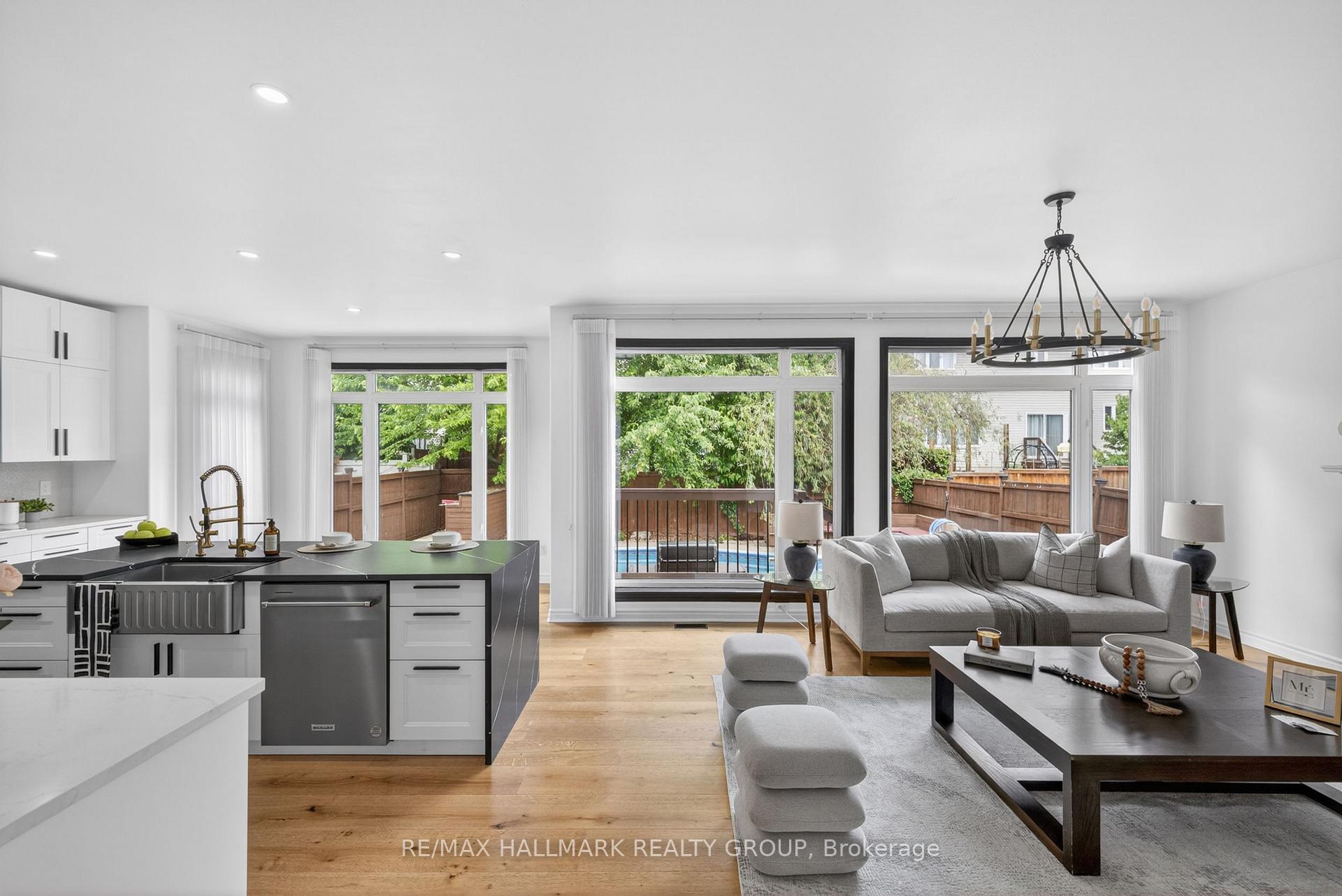 Photo 8 of 520 Mazari Crescent, Ottawa, Stittsville (South) — HOMEH