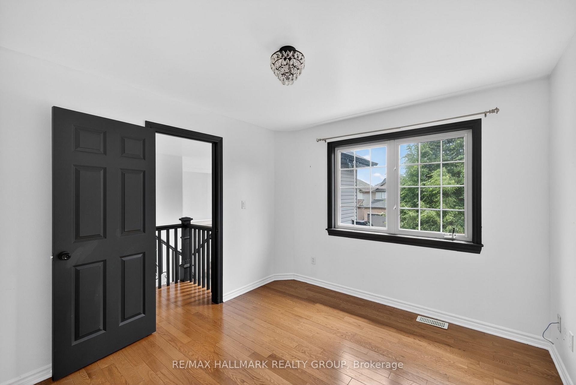 Photo 35 of 520 Mazari Crescent, Ottawa, Stittsville (South) — HOMEH
