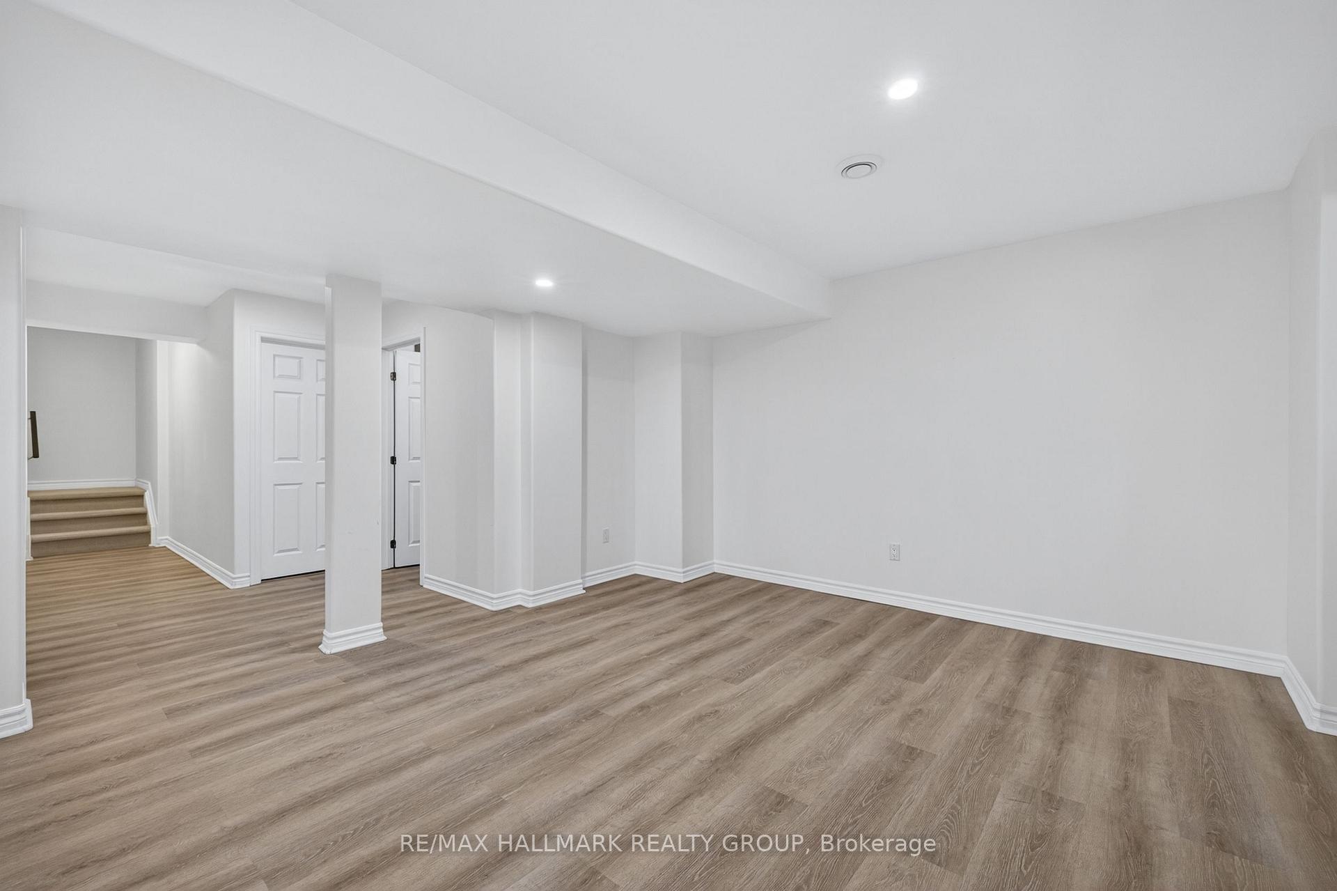 Photo 45 of 520 Mazari Crescent, Ottawa, Stittsville (South) — HOMEH
