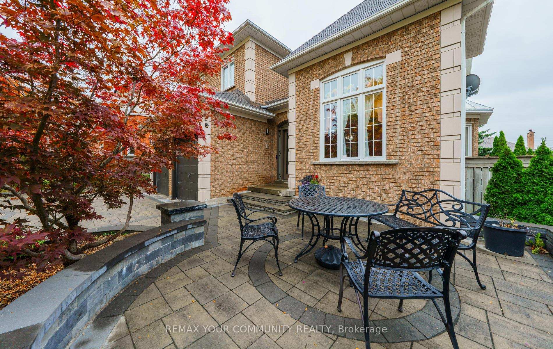 Photo 9 of 11 Hans Drive, Markham, Cachet — HOMEH