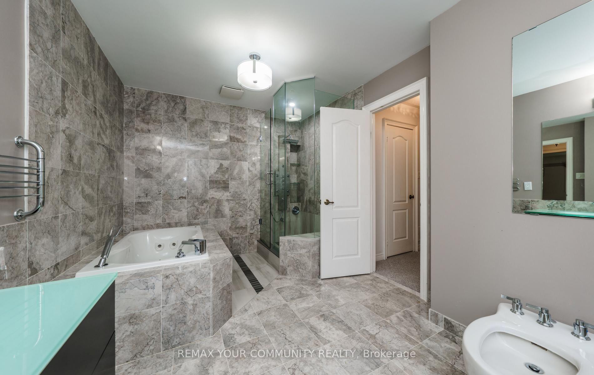 Photo 54 of 11 Hans Drive, Markham, Cachet — HOMEH