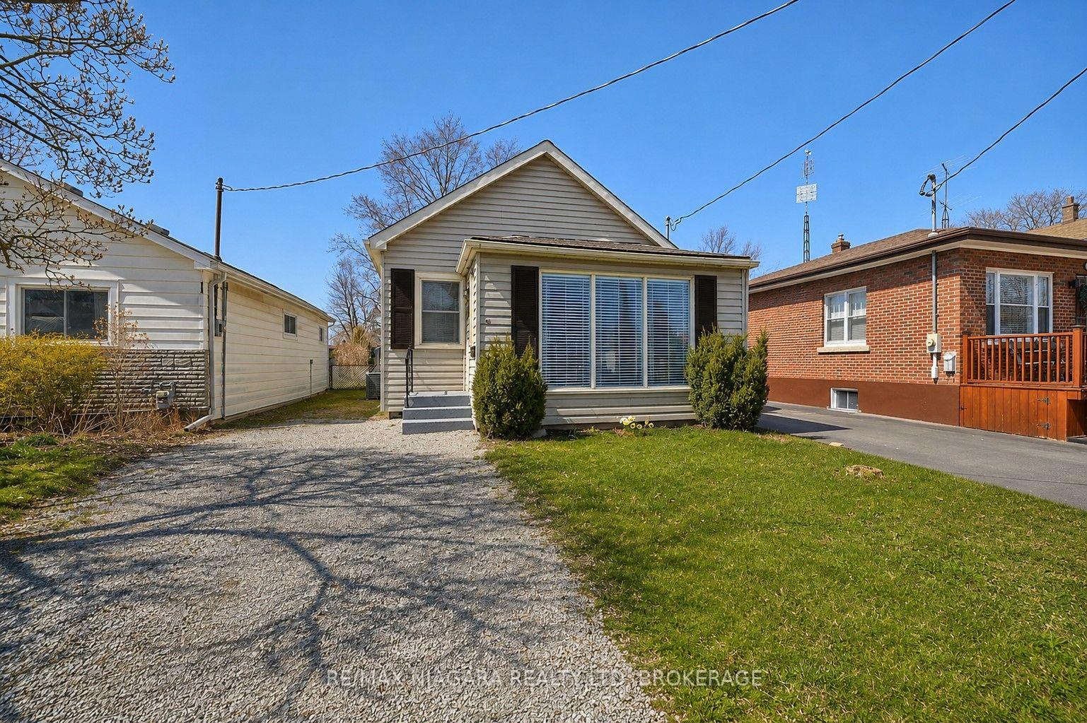 Photo 1 of 44 Churchill Street, St. Catharines, Western Hill — HOMEH