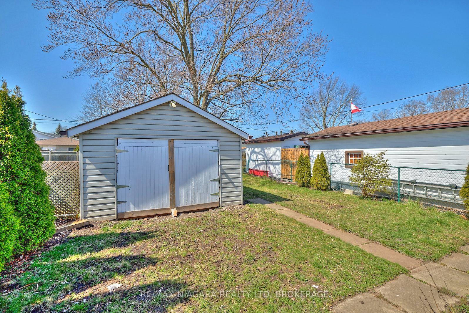 Photo 18 of 44 Churchill Street, St. Catharines, Western Hill — HOMEH