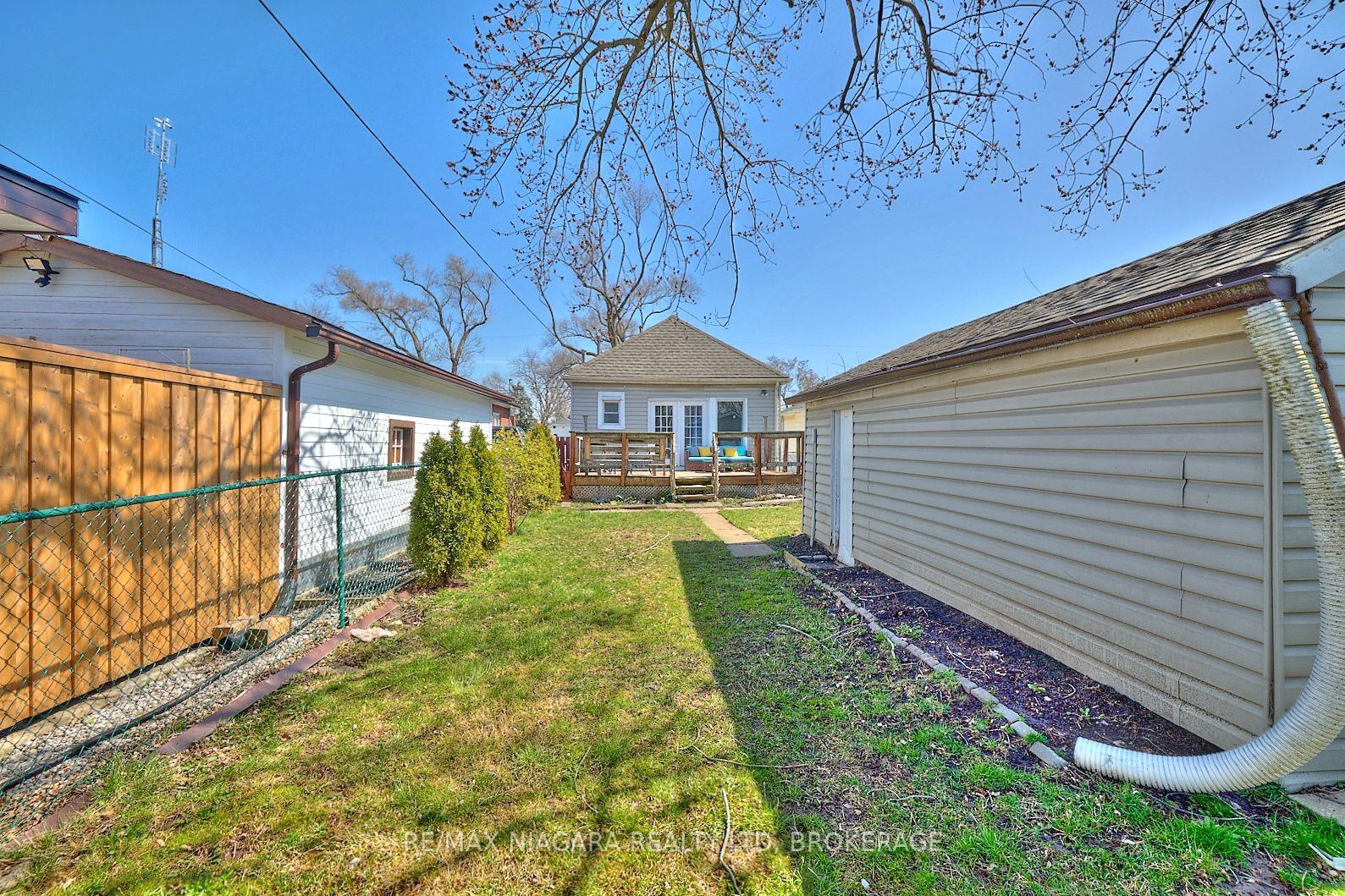 Photo 22 of 44 Churchill Street, St. Catharines, Western Hill — HOMEH