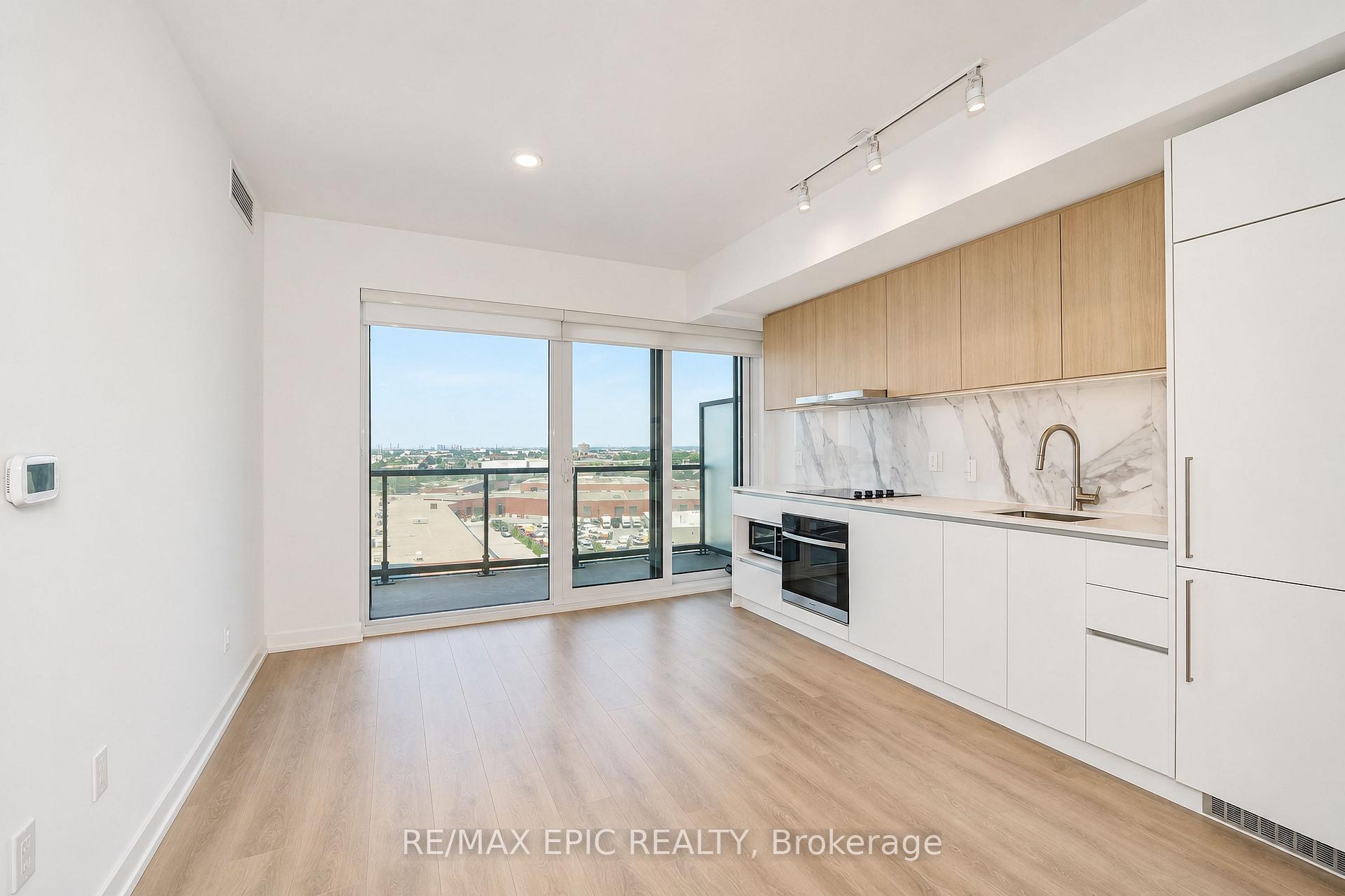 Photo 2 of Unit 928, 1100 Sheppard Avenue W, North York, York University Heights — HOMEH