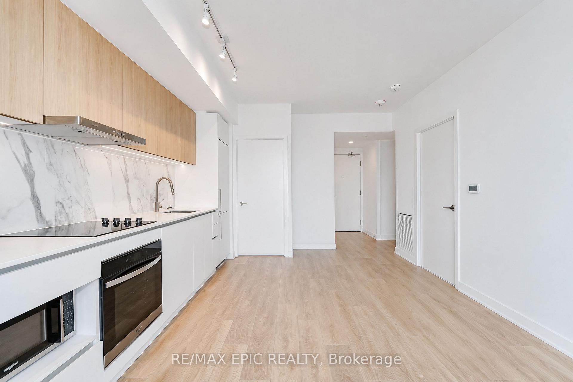 Photo 5 of Unit 928, 1100 Sheppard Avenue W, North York, York University Heights — HOMEH