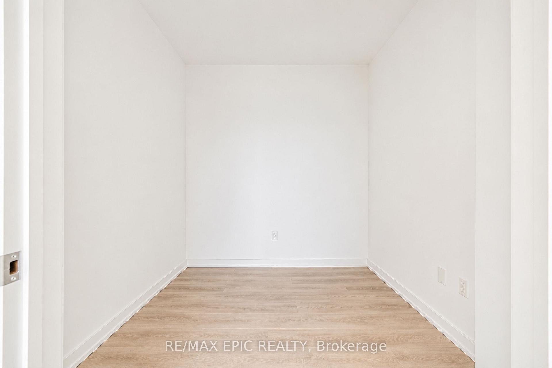 Photo 14 of Unit 928, 1100 Sheppard Avenue W, North York, York University Heights — HOMEH