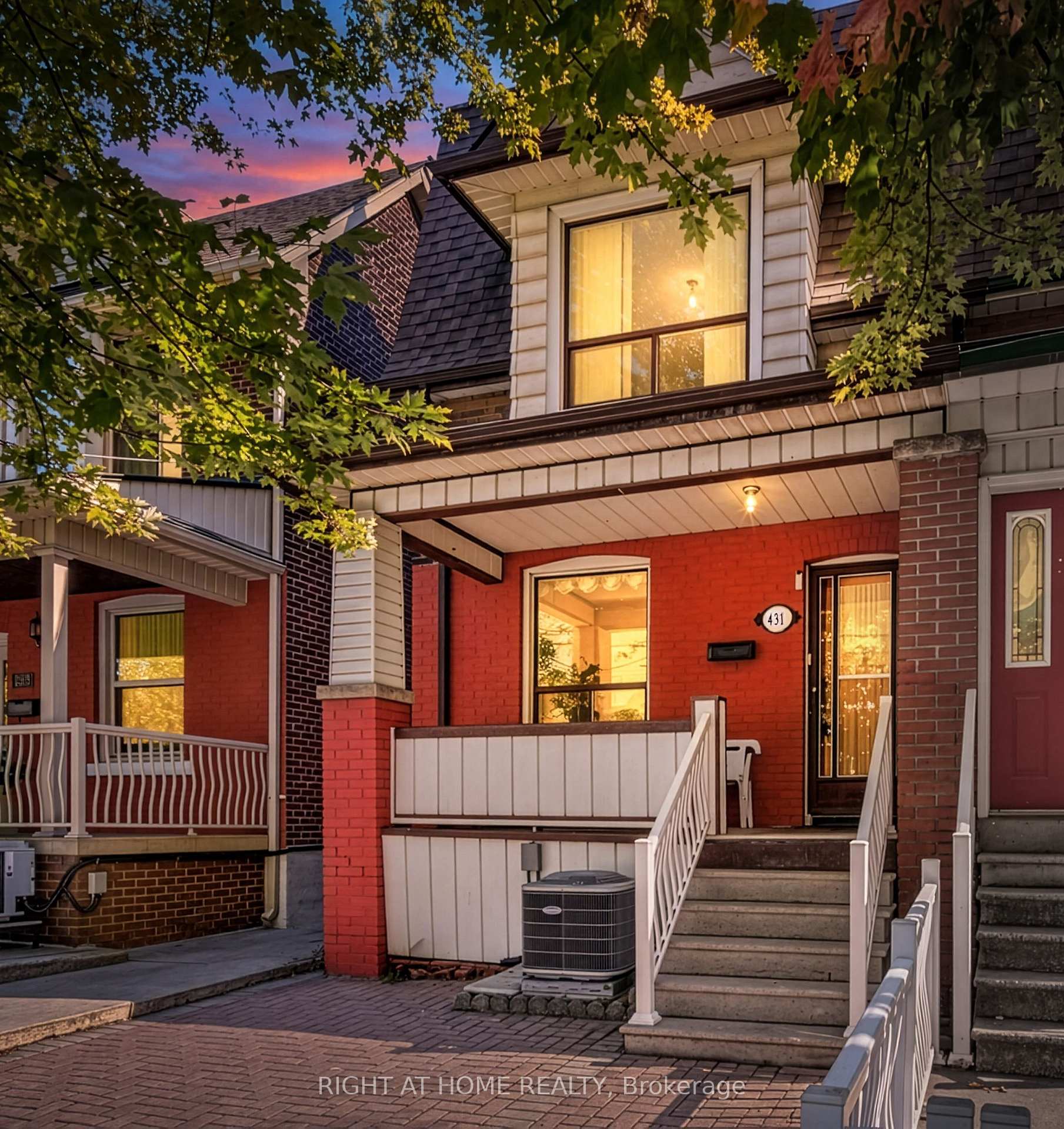 Photo 2 of 431 Lansdowne Avenue, Toronto, Dufferin Grove — HOMEH