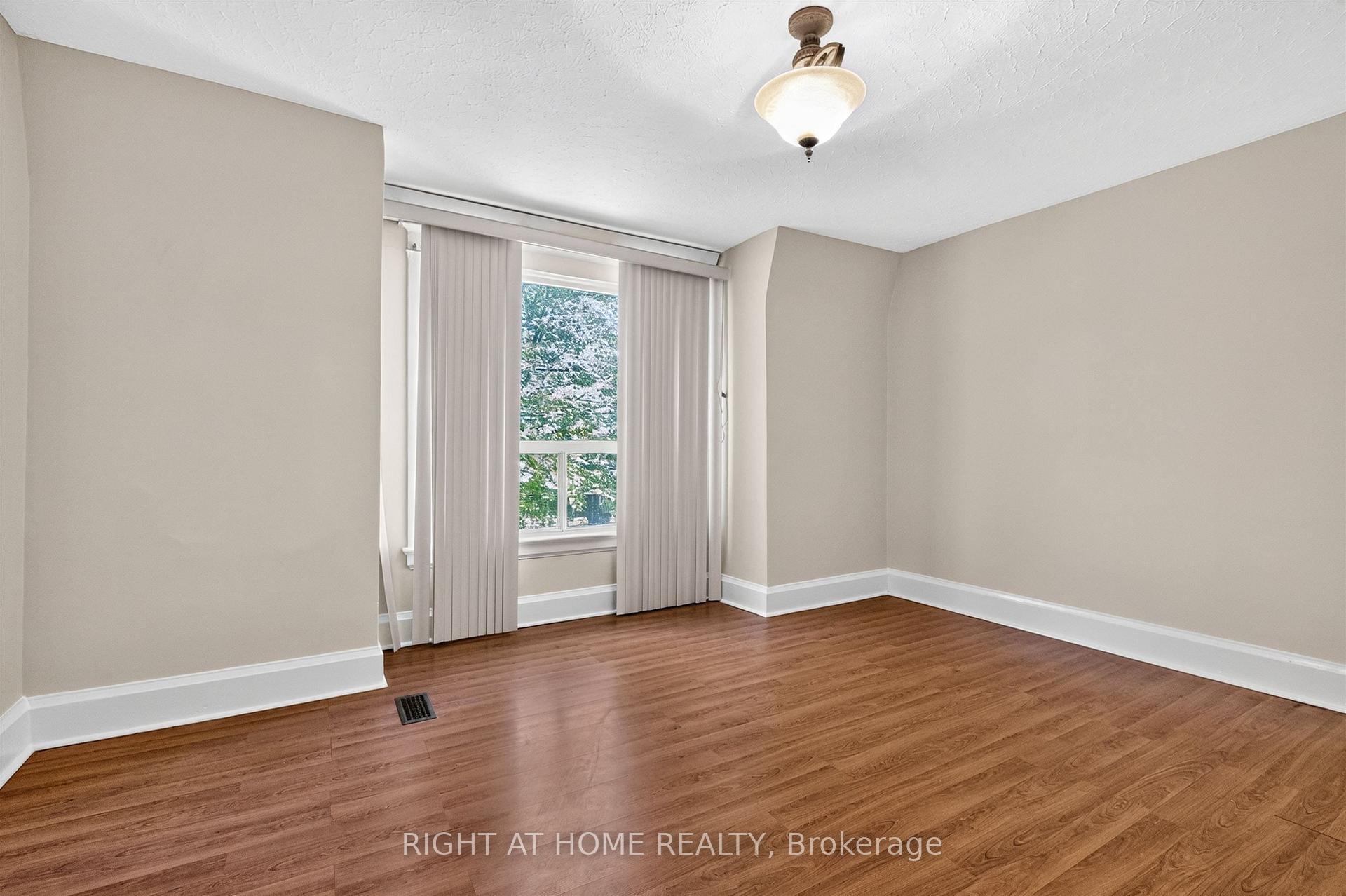 Photo 16 of 431 Lansdowne Avenue, Toronto, Dufferin Grove — HOMEH