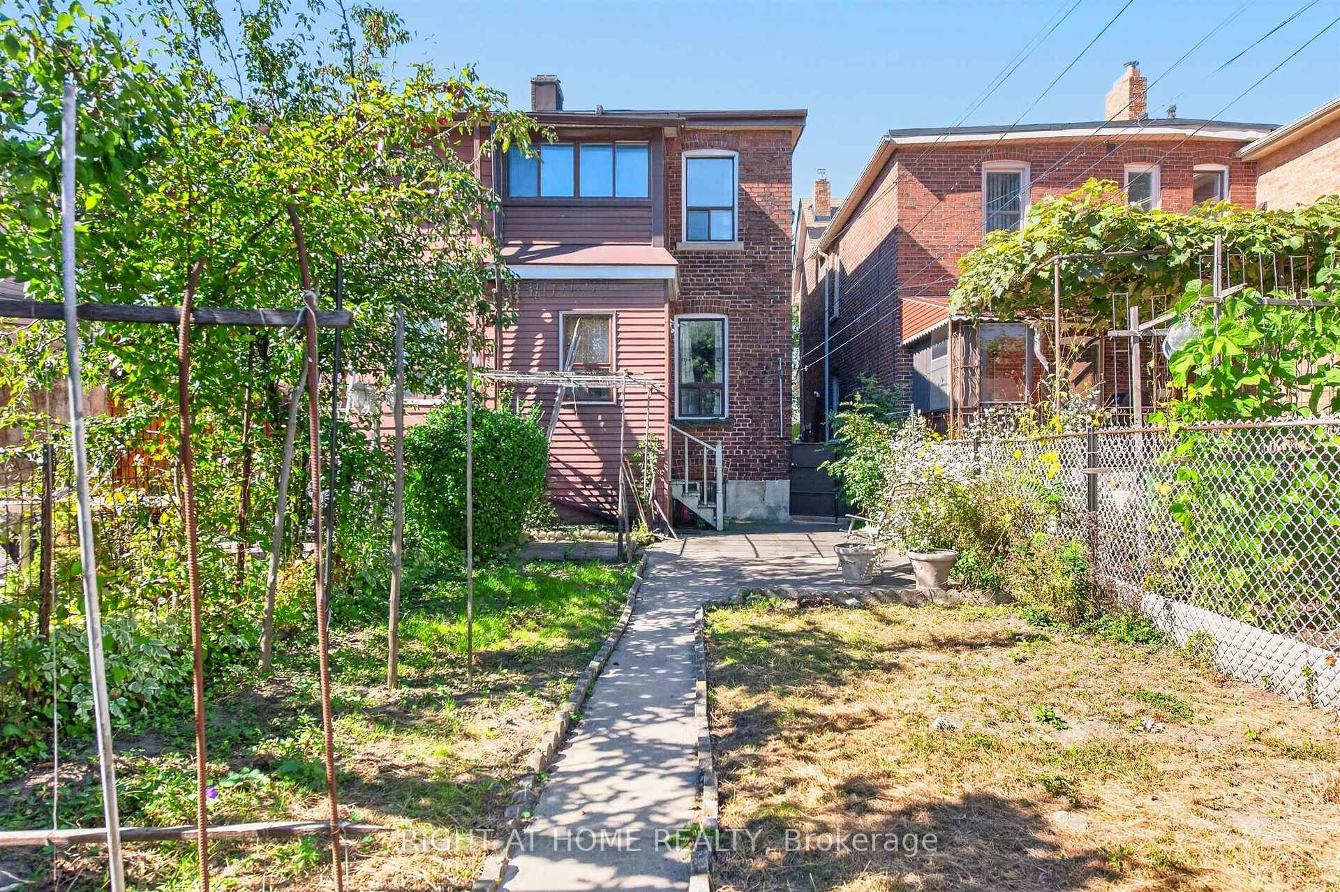 Photo 25 of 431 Lansdowne Avenue, Toronto, Dufferin Grove — HOMEH
