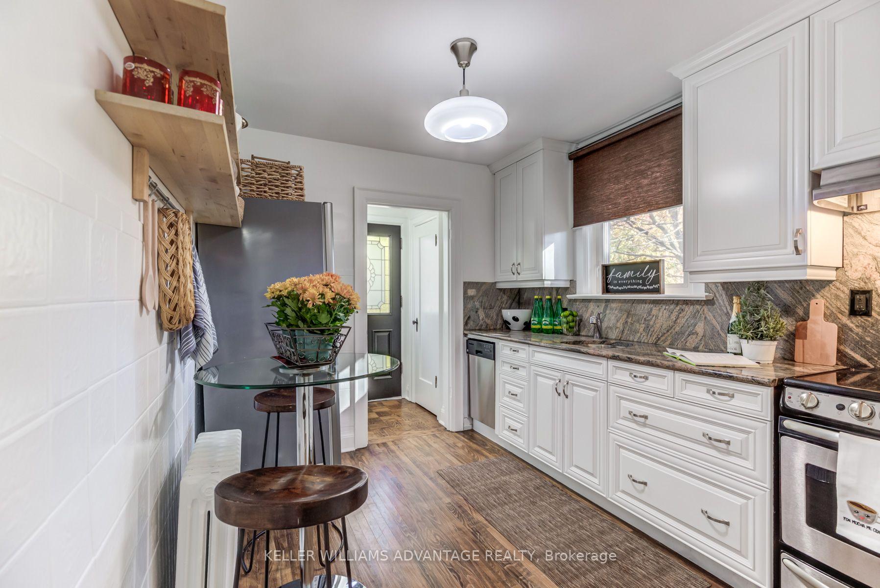 Photo 4 of 376 Glen Manor Drive, Toronto, The Beaches — HOMEH