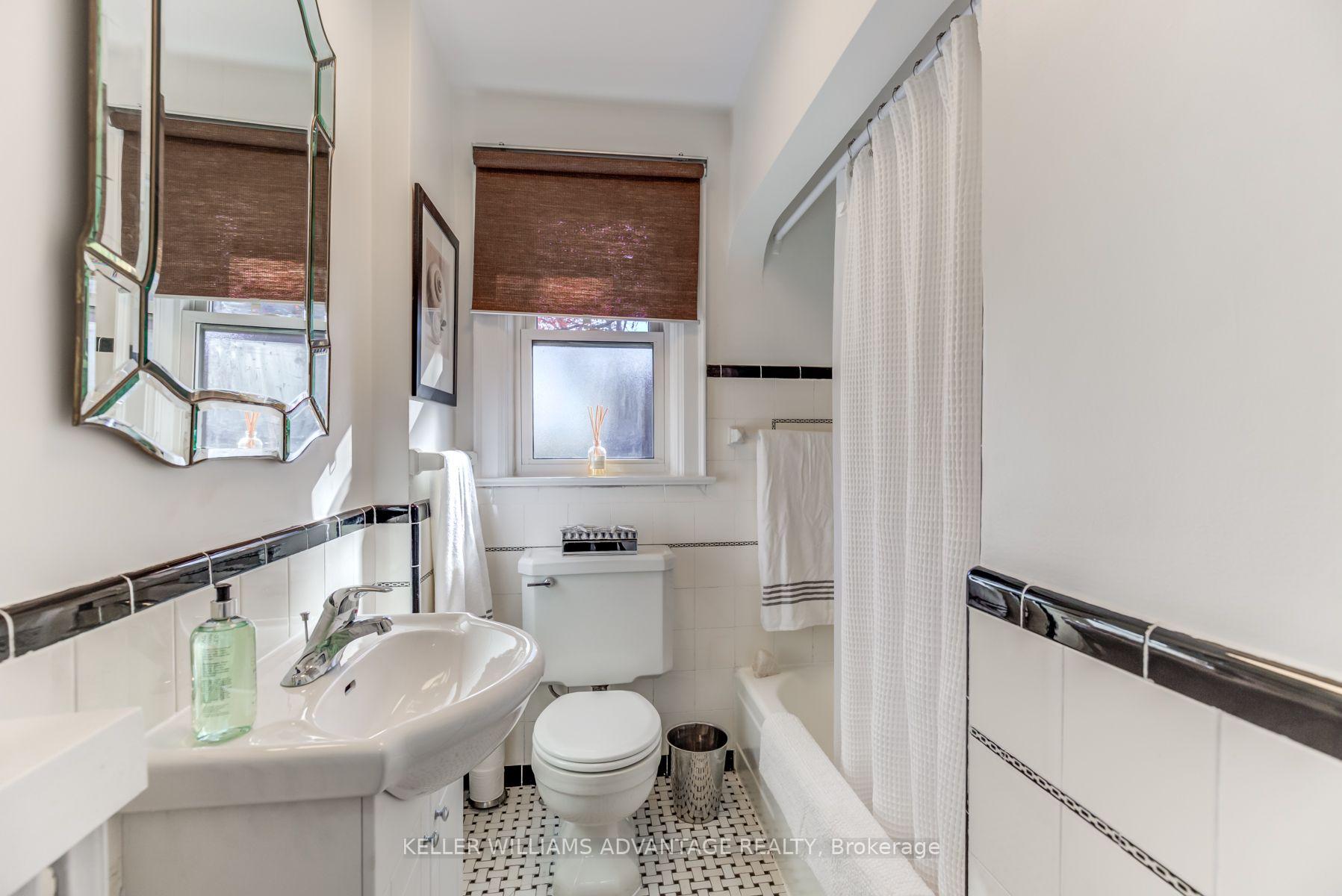 Photo 19 of 376 Glen Manor Drive, Toronto, The Beaches — HOMEH