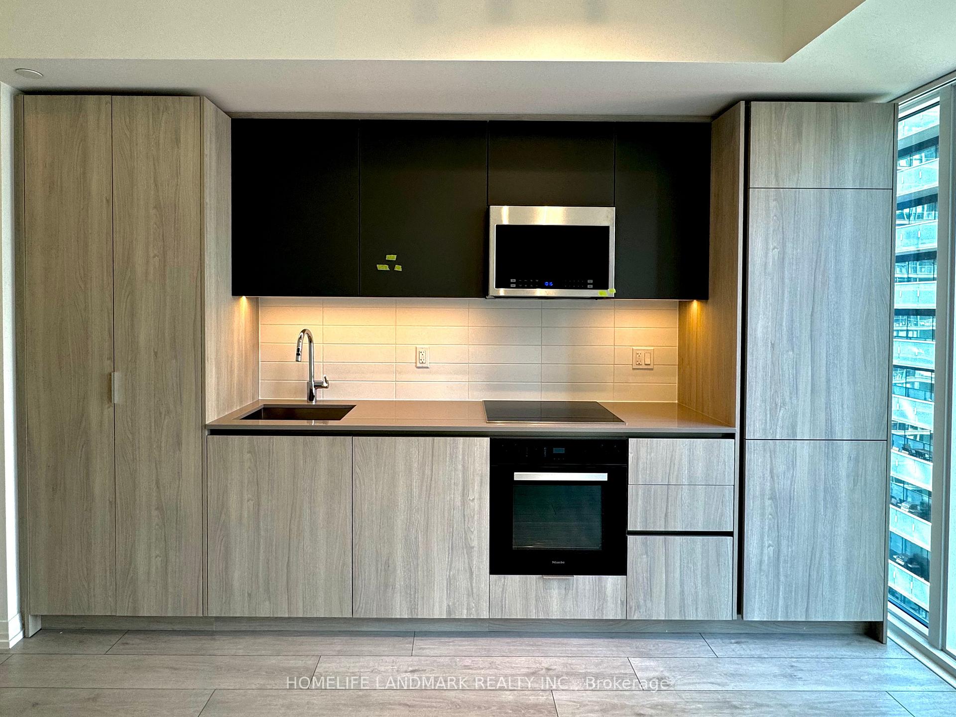 Photo 4 of Unit 2802, 400 King Street W, Toronto, Waterfront Communities — HOMEH