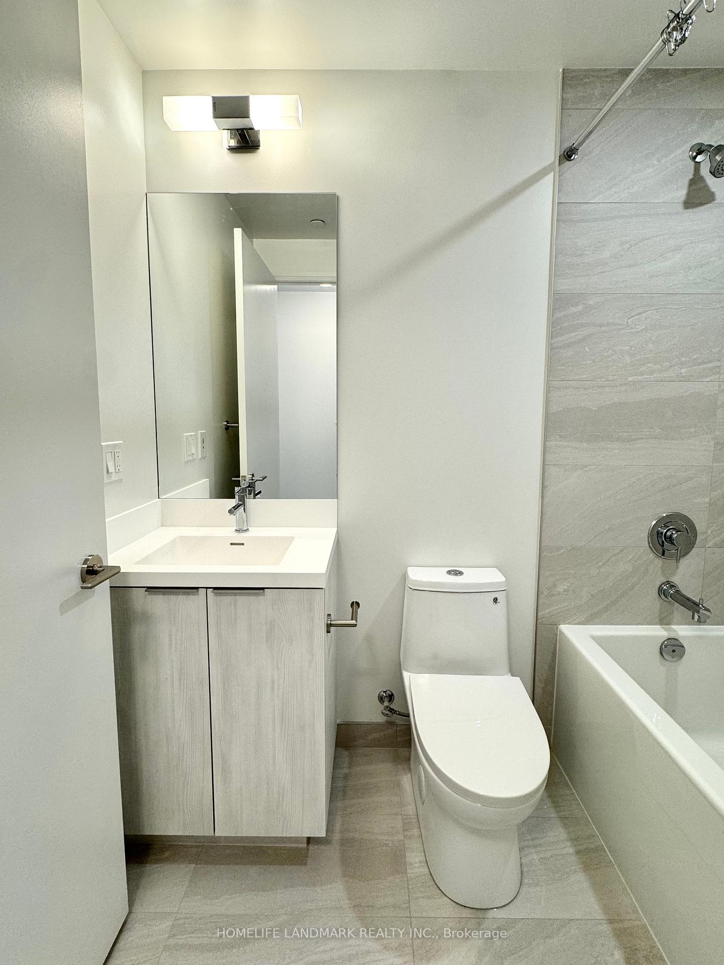 Photo 5 of Unit 2802, 400 King Street W, Toronto, Waterfront Communities — HOMEH