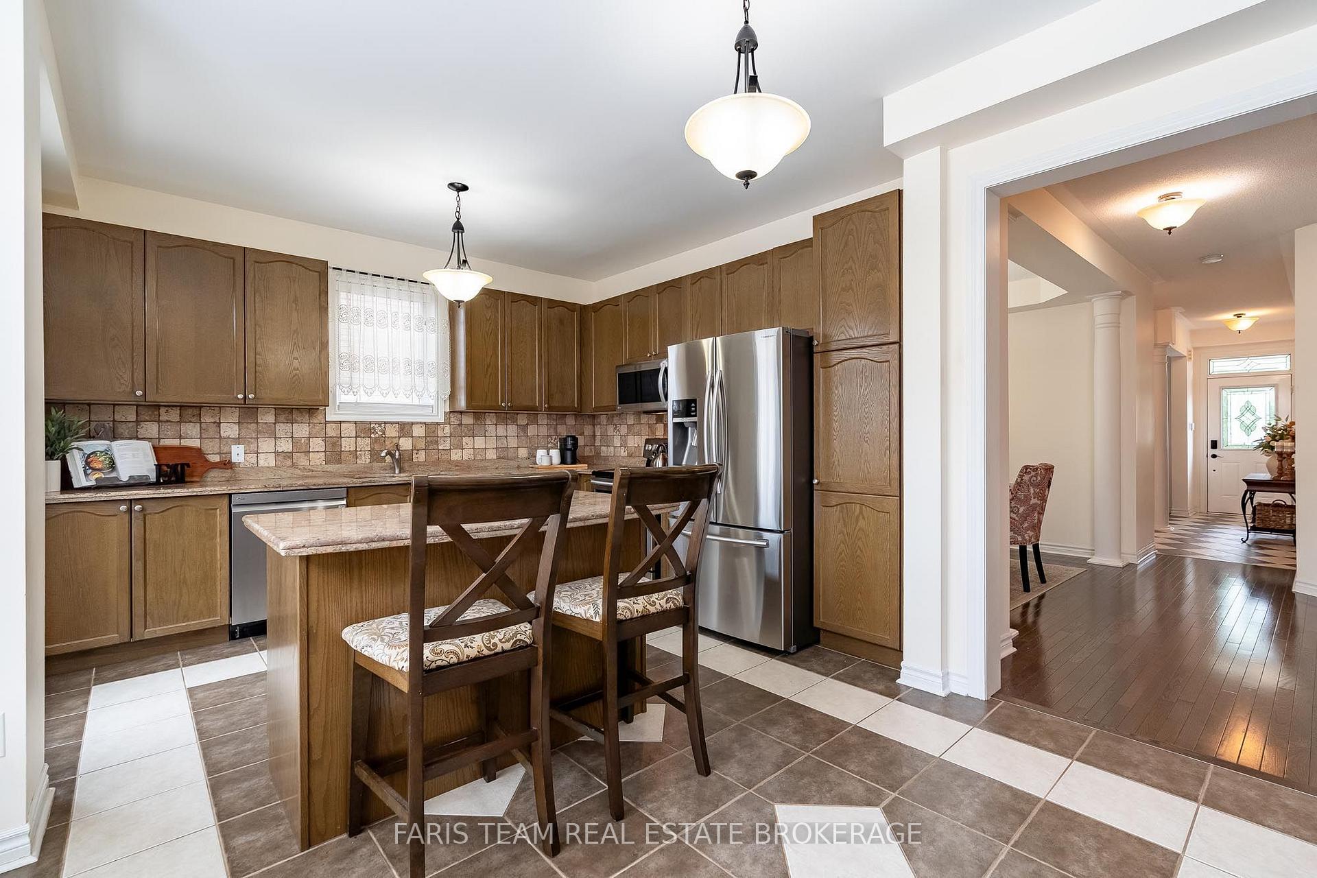 Photo 5 of 57 Spotted Owl Crescent, Brampton, Northwest Sandalwood Parkway — HOMEH