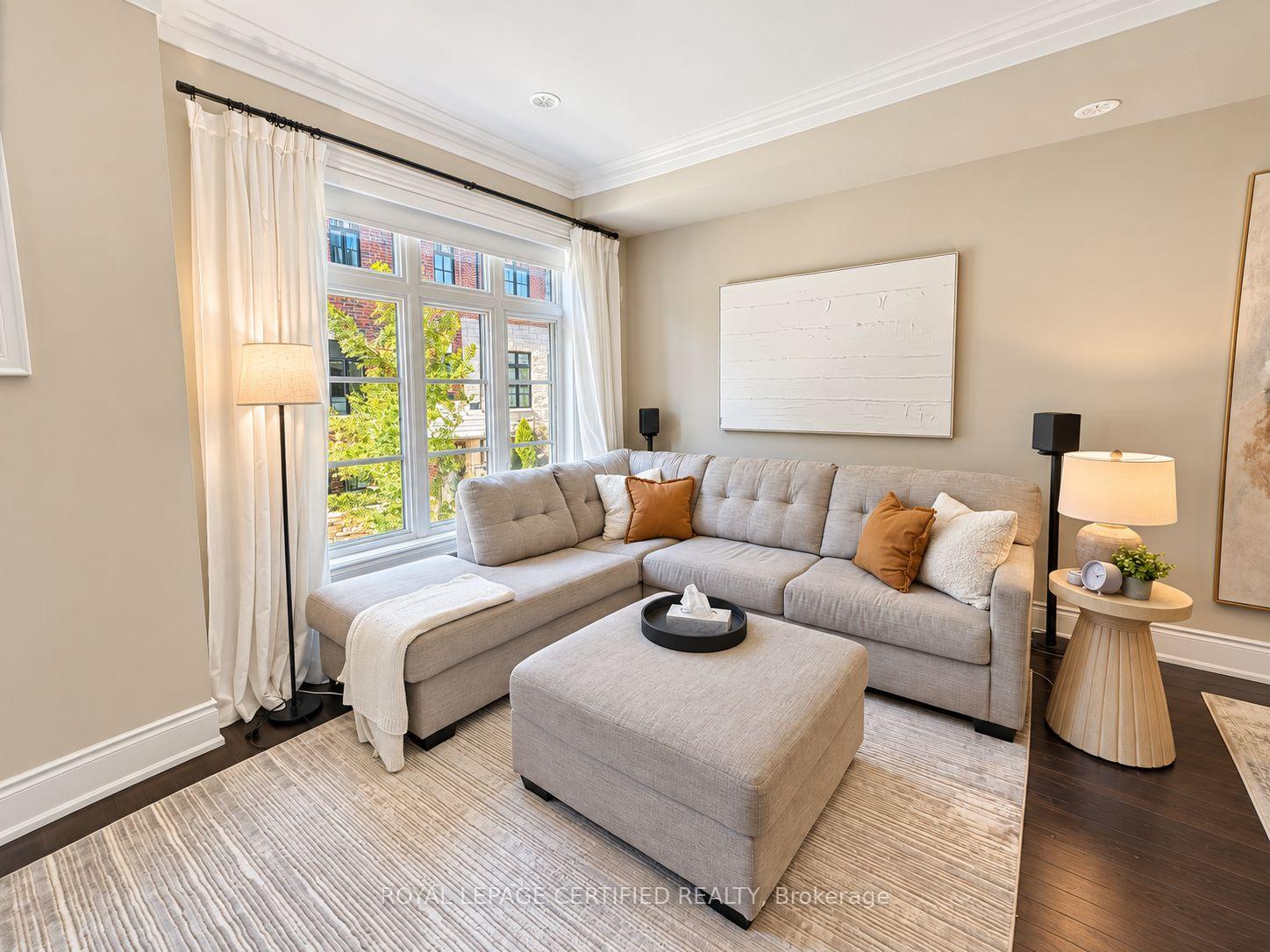 Photo 3 of Unit 82, 15 Lunar Crescent, Mississauga, Streetsville — HOMEH