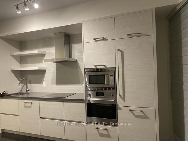 Photo 6 of Unit 1205, 2221 Yonge Street, Toronto, Mount Pleasant West — HOMEH