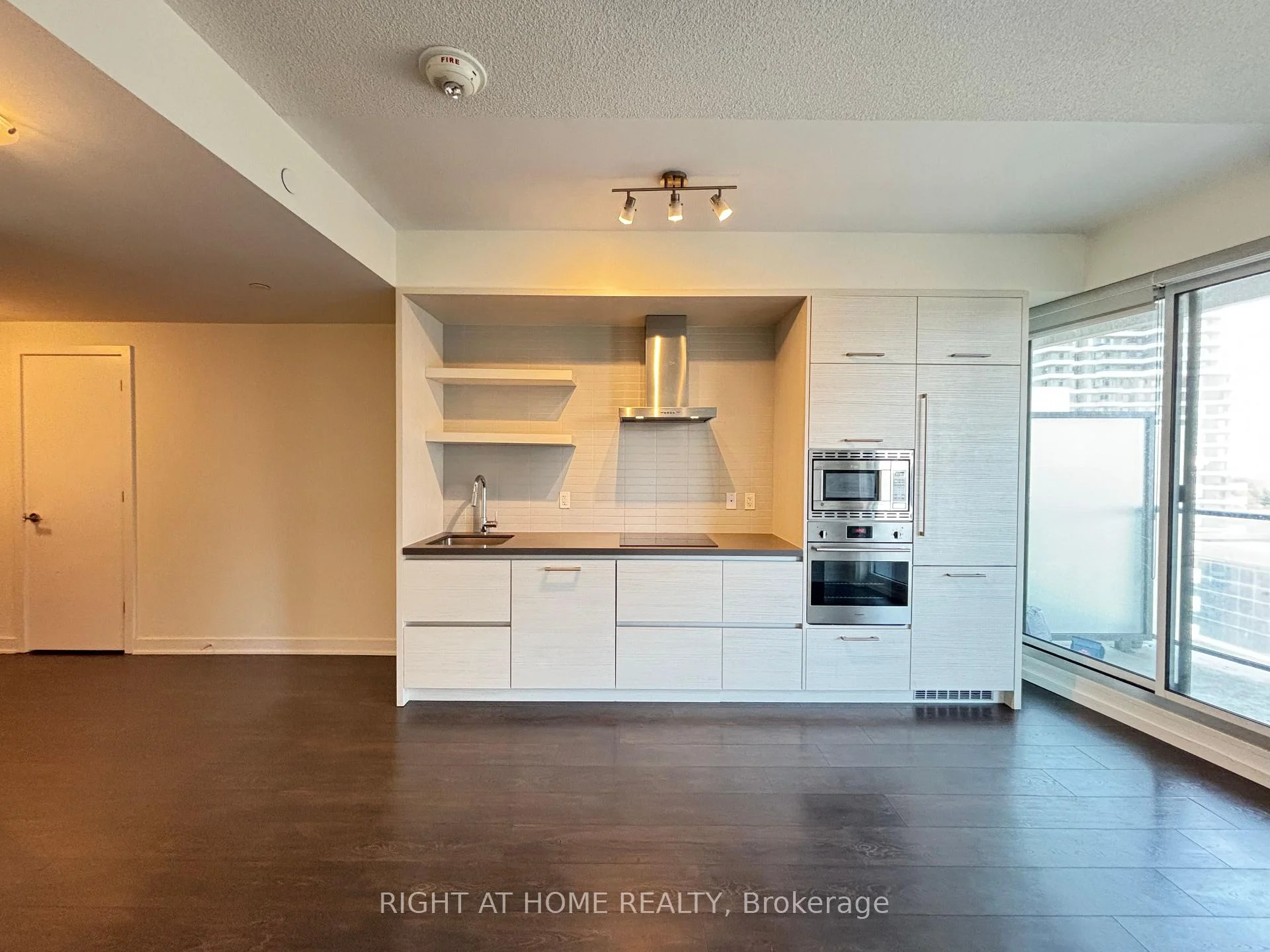 Photo 9 of Unit 1205, 2221 Yonge Street, Toronto, Mount Pleasant West — HOMEH