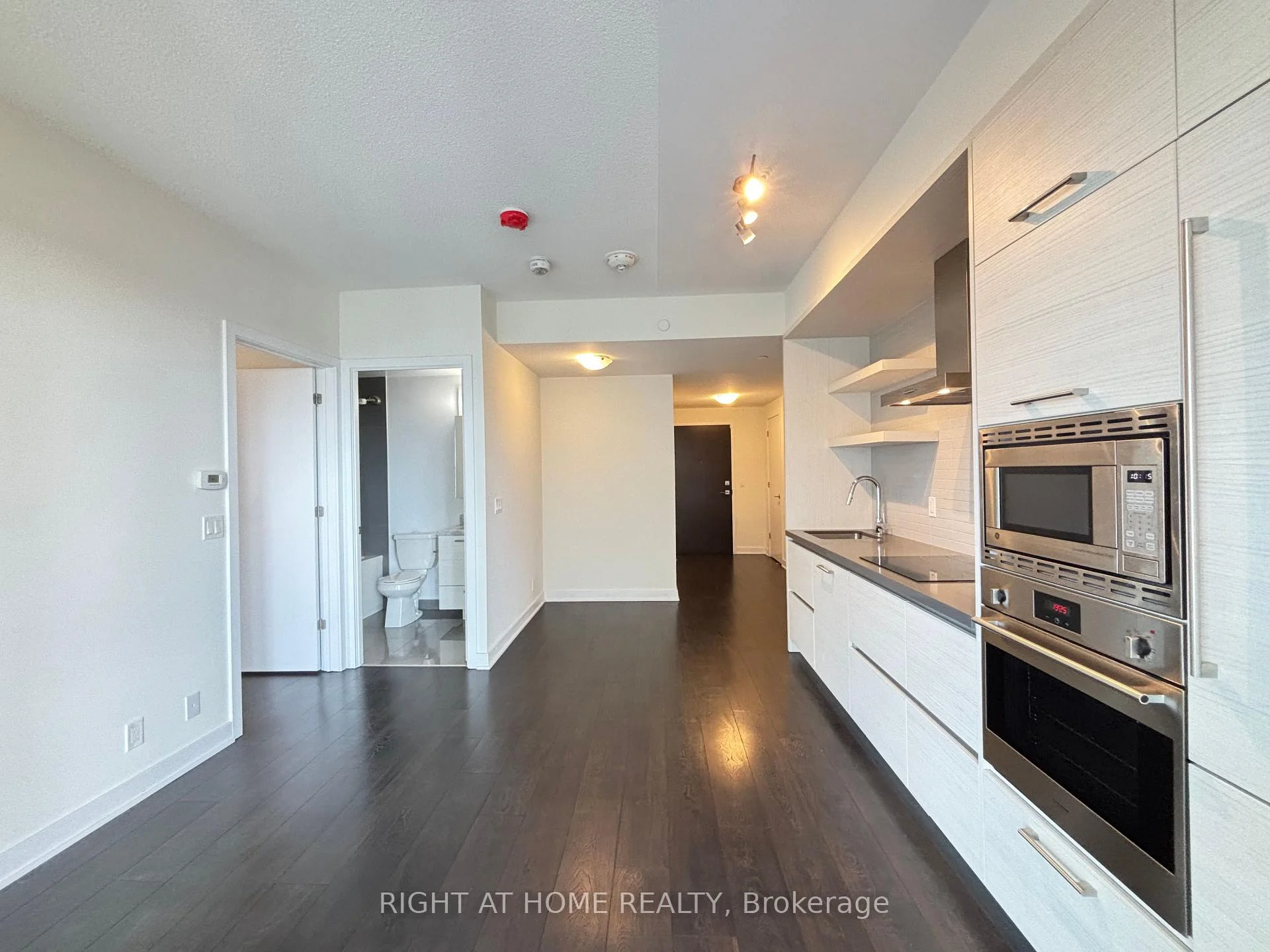 Photo 13 of Unit 1205, 2221 Yonge Street, Toronto, Mount Pleasant West — HOMEH