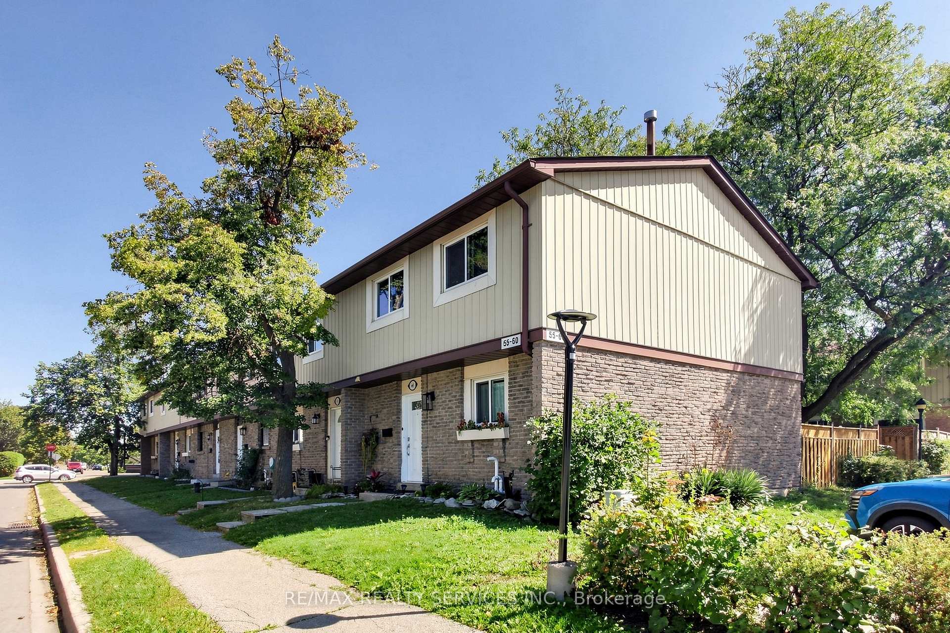 Photo 4 of Unit 57, 93 Hansen Road N, Brampton, Madoc — HOMEH