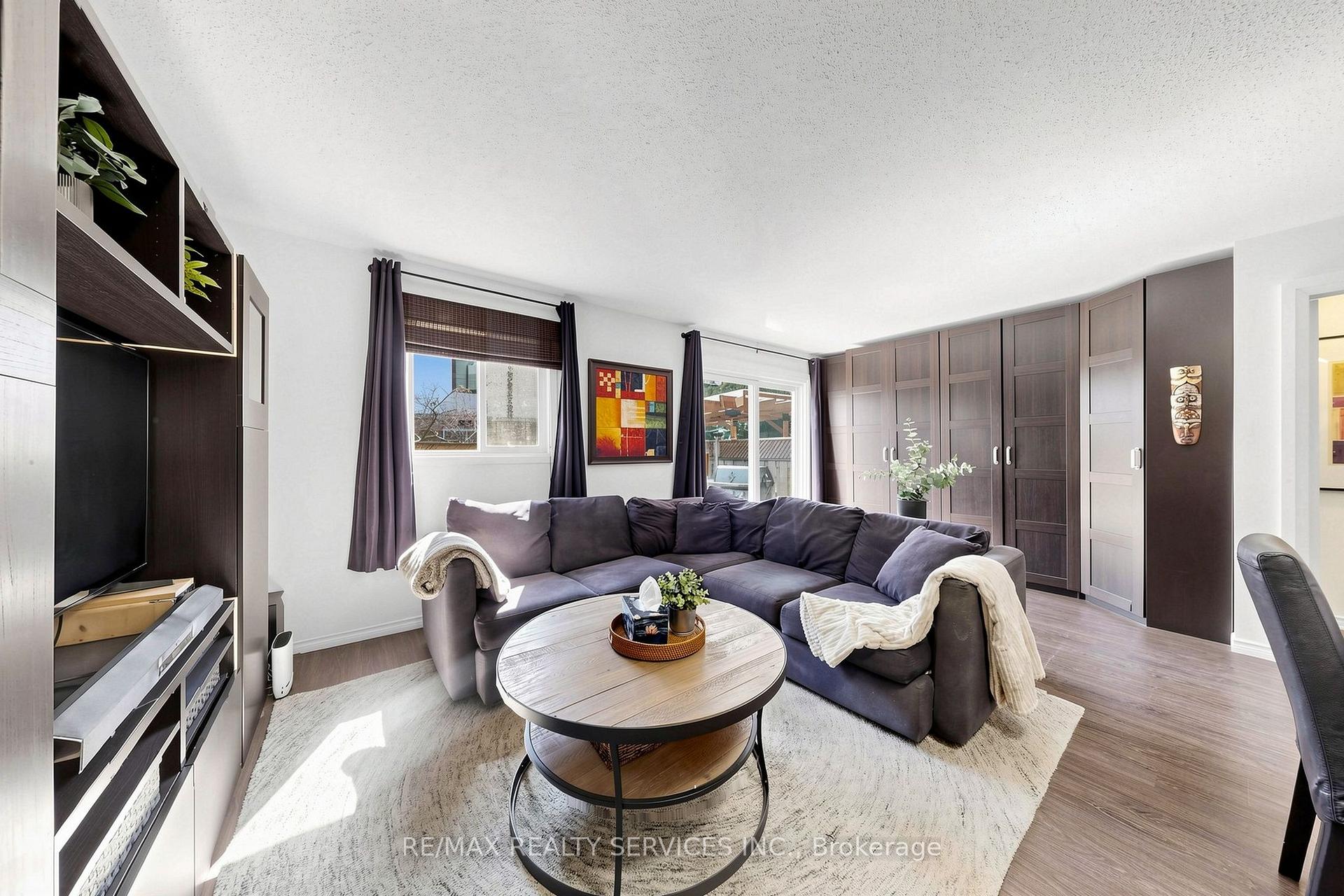 Photo 9 of Unit 57, 93 Hansen Road N, Brampton, Madoc — HOMEH