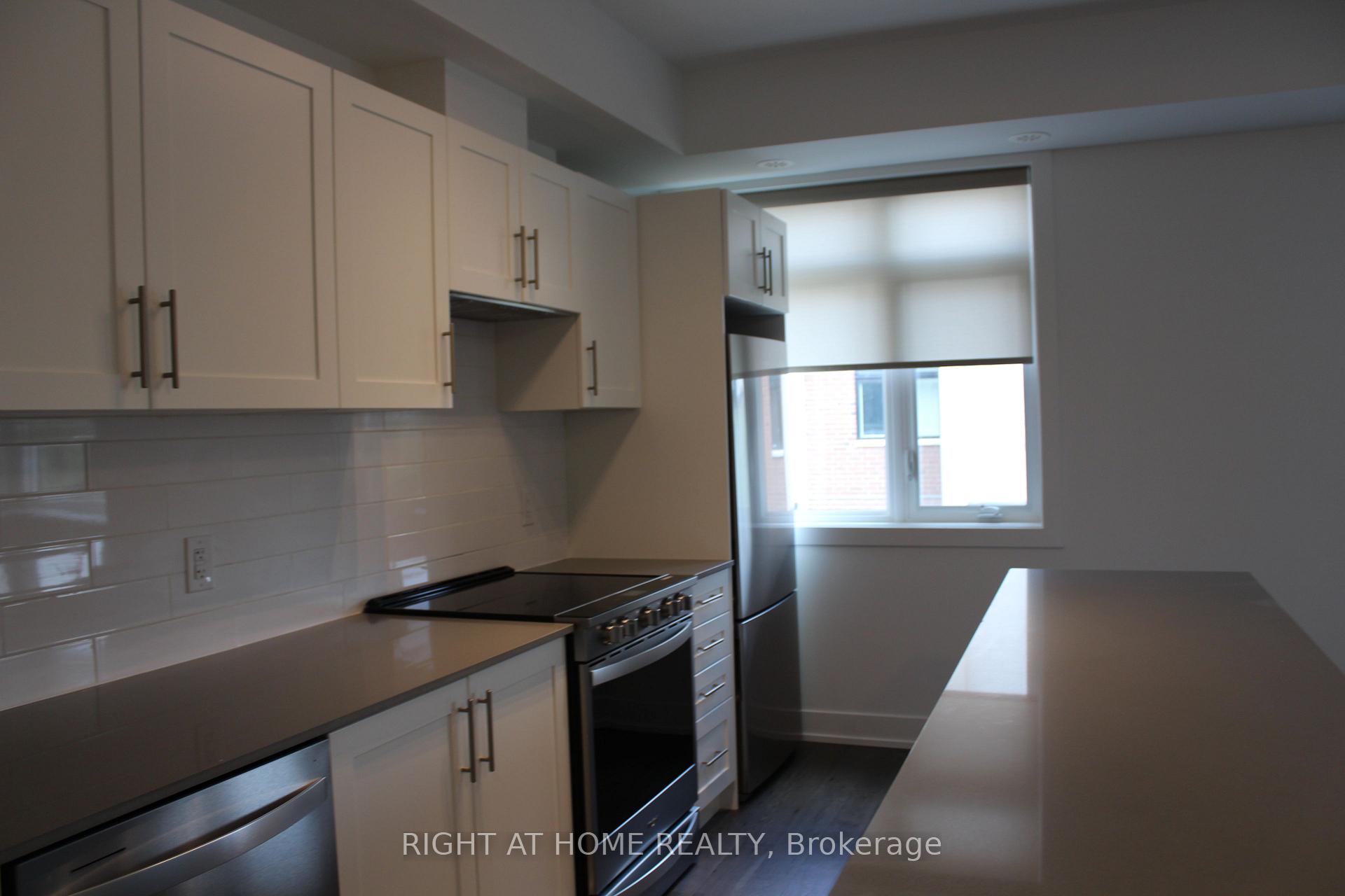 Photo 2 of Unit 249, 1075 Douglas Mccurdy Common, Mississauga, Lakeview — HOMEH