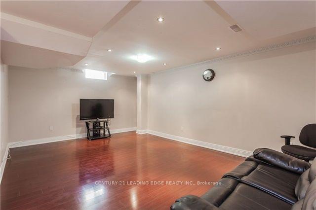 Photo 6 of 421 Elson Street, Markham, Cedarwood — HOMEH