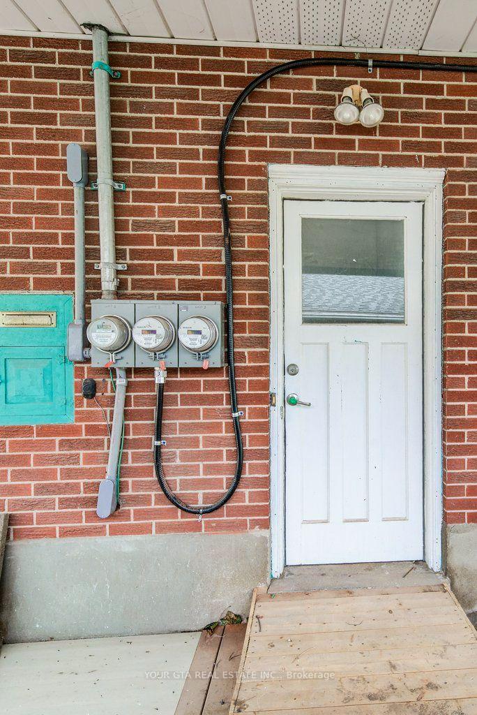 Photo 14 of 102 Massey Avenue, Kitchener, Vanier - Kitchener — HOMEH