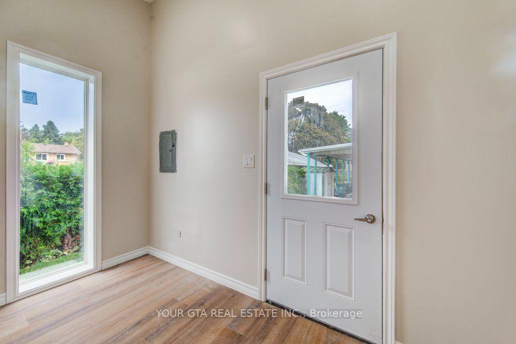 Photo 24 of 102 Massey Avenue, Kitchener, Vanier - Kitchener — HOMEH