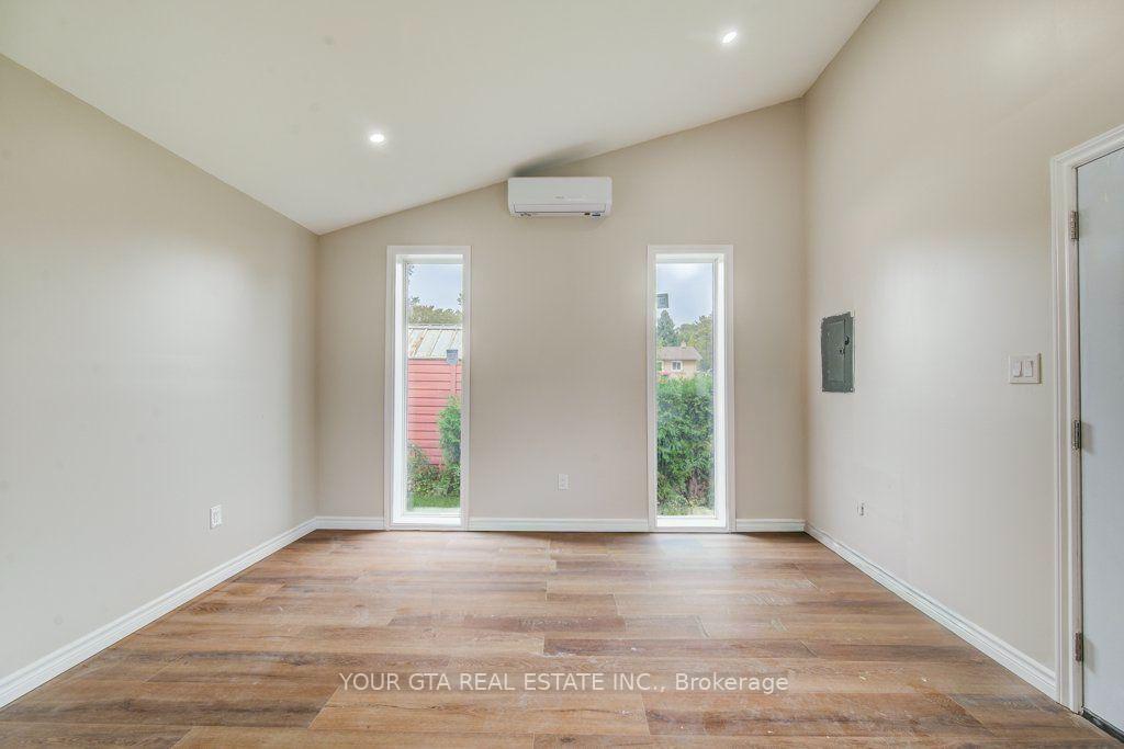 Photo 26 of 102 Massey Avenue, Kitchener, Vanier - Kitchener — HOMEH