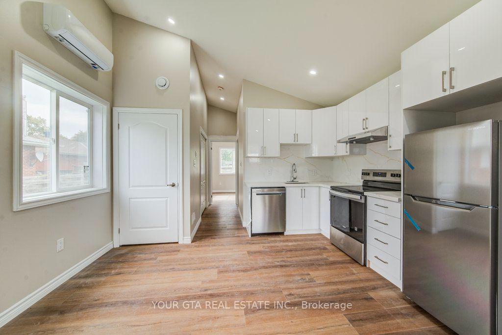 Photo 27 of 102 Massey Avenue, Kitchener, Vanier - Kitchener — HOMEH