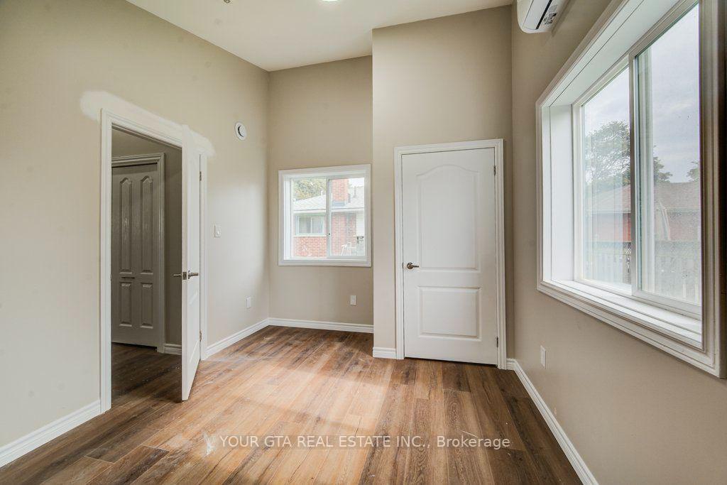 Photo 34 of 102 Massey Avenue, Kitchener, Vanier - Kitchener — HOMEH
