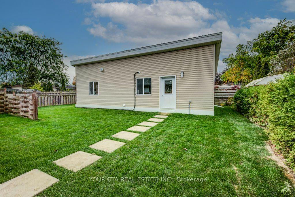 Photo 36 of 102 Massey Avenue, Kitchener, Vanier - Kitchener — HOMEH