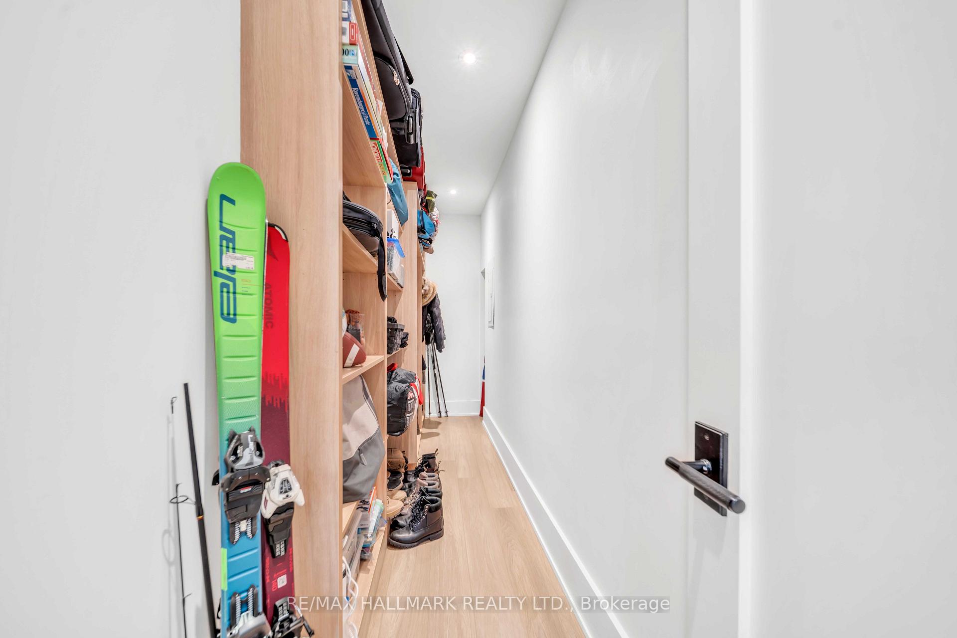 Photo 33 of 27 Collinson Boulevard, North York, Clanton Park — HOMEH