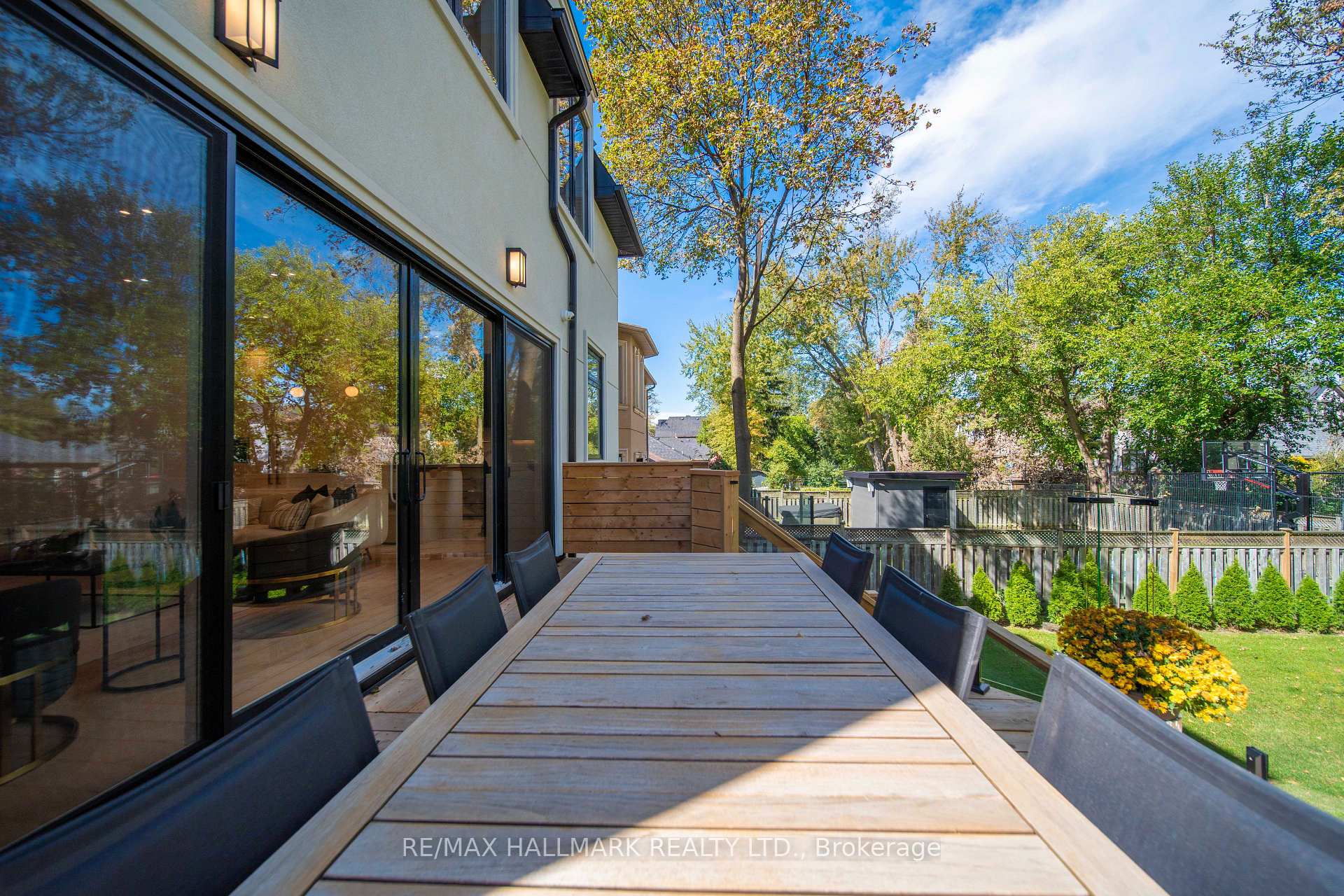 Photo 37 of 27 Collinson Boulevard, North York, Clanton Park — HOMEH