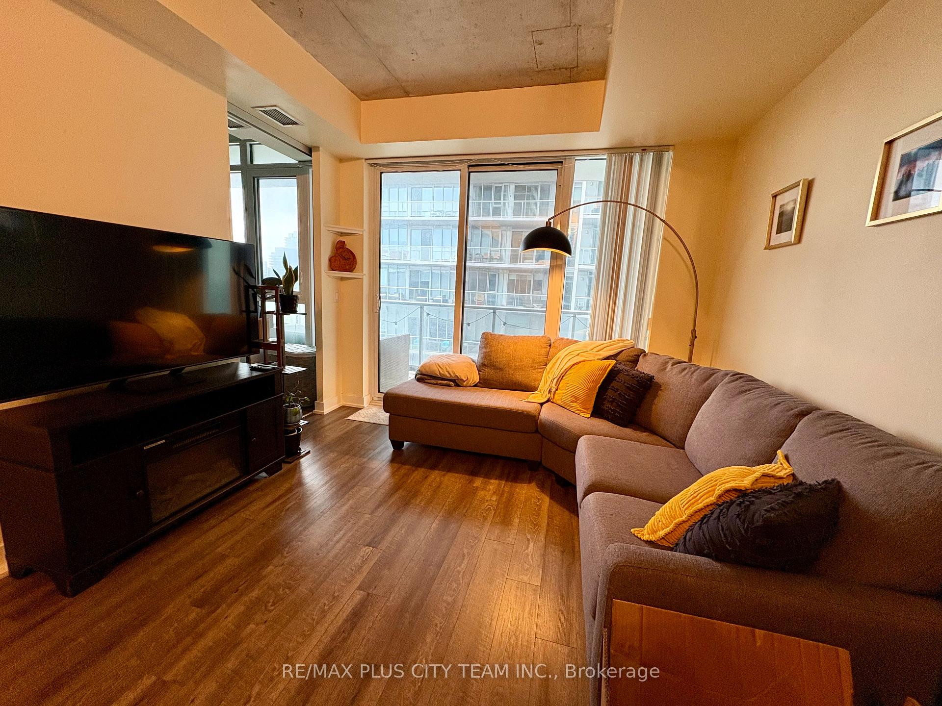 Photo 2 of Unit 608, 25 Baseball Place, Toronto, South Riverdale — HOMEH
